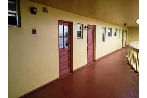 441 NE 195th St, Miami, FL 33179, Sold 05/18/15