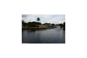 15892 Kilmarnock Dr, Miami Lakes, FL 33014, Sold 09/14/15