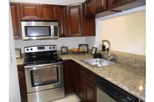 1193 The Pointe Dr, West Palm Beach, FL 33409, Sold 06/23/16