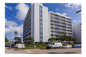 1045 10th St, Miami Beach, FL 33139, Sold 04/27/15