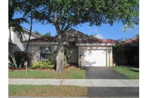 4240 SW 82nd Way, Davie, FL 33328, Sold 05/13/15