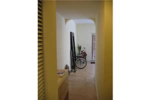 107 71st St #1016, Miami Beach, FL 33141, Sold 10/04/17