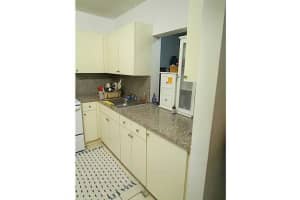 2825 NE 201st Terrace APT M102, Aventura, FL 33180, Sold 01/24/17