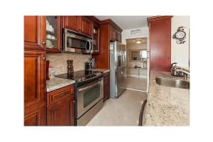 322 Buchanan St, Hollywood, FL 33019, Sold 10/23/15