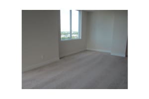 315 NE 3rd Ave, Fort Lauderdale, FL 33301, Sold 09/28/15
