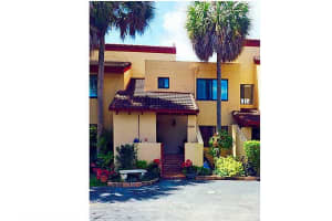 800 NW 106th Ave, Miami, FL 33172, Sold 08/11/15