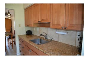 222 N Federal Hwy, Deerfield Beach, FL 33441, Sold 04/22/16
