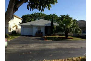 5904 Woodland Point Pl, Tamarac, FL 33319, Sold 07/31/15