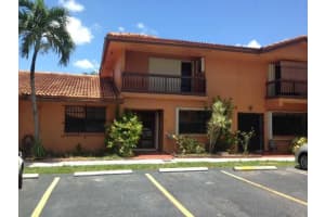 10928 NW 7th St, Miami, FL 33172, Sold 07/13/15