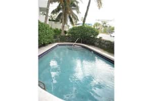 1025 Alton Rd, Miami Beach, FL 33139, Sold 04/28/16