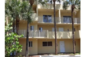 2760 W 76th St, Hialeah, FL 33016, Sold 07/31/15
