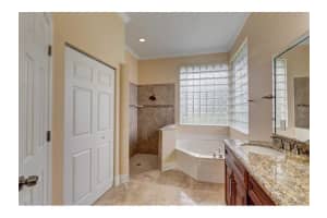 15961 SW 61st St, Davie, FL 33331, Sold 12/17/15
