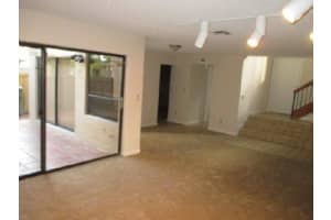 2311 Bayberry Dr, Pembroke Pines, FL 33024, Sold 01/28/16