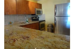 7928 West Dr, North Bay Village, FL 33141, Sold 07/23/15