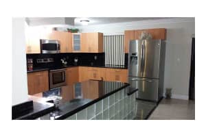 8401 NW 8th St, Miami, FL 33126, Sold 05/20/15