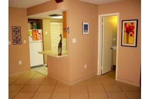 13956 NE 4th Ave a4, Miami, FL 33161, Sold 10/15/15