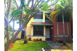 244 City View Dr, Fort Lauderdale, FL 33311, Sold 07/17/15