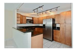 1020 Meridian Ave, Miami Beach, FL 33139, Sold 08/21/15