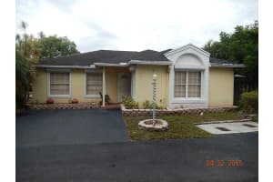 5730 NW 100th Ct, Doral, FL 33178, Sold 08/04/15