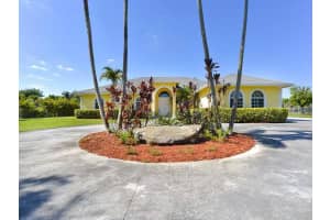 15921 SW 254th St, Homestead, FL 33031, Sold 10/01/15