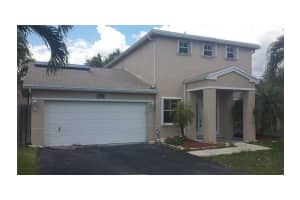 9509 NW 53rd St, Sunrise, FL 33351, Sold 06/26/15