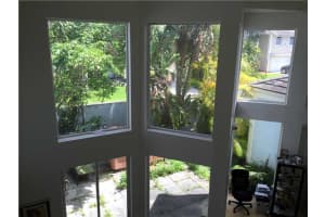 20657 NE 25th Ave, Miami, FL 33180, Sold 12/23/15