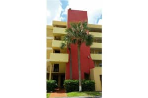 9270 Fontainebleau Blvd, Miami, FL 33172, Sold 09/21/15