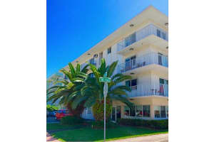 1420 Pennsylvania Ave, Miami Beach, FL 33139, Sold 07/08/15