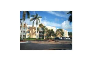 6280 NW 186th St, Hialeah, FL 33015, Sold 06/26/15