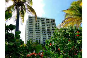 2625 Collins Ave, Miami, FL 33140, Sold 02/19/16