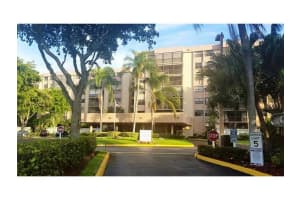 900 NE 195th St, Miami, FL 33179, Sold 07/20/15