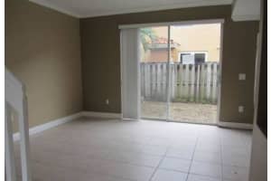 8402 NW 141st Terrace, Hialeah, FL 33016, Sold 10/02/15
