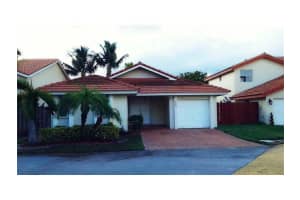 8483 NW 191st St, Hialeah, FL 33015, Sold 07/29/15