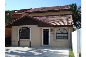 2761 W 54th St, Hialeah, FL 33016, Sold 08/05/15