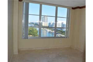 4101 Pine Tree Dr, Miami Beach, FL 33140, Sold 02/04/16