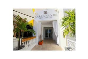 834 Ocean Dr, Miami Beach, FL 33139, Sold 10/30/15