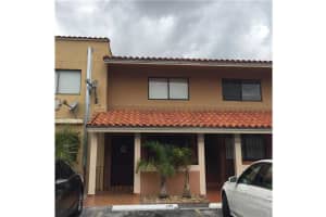 2735 W 61st St, Hialeah, FL 33016, Sold 12/11/15