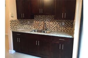 2735 W 61st St, Hialeah, FL 33016, Sold 12/11/15