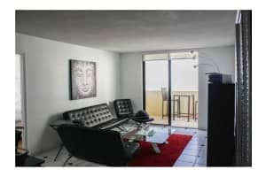 1621 Collins Ave, Miami Beach, FL 33139, Sold 10/27/15