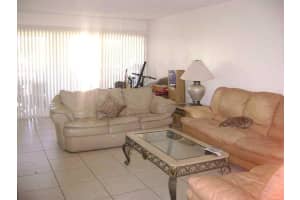 2981 Riverside Dr, Coral Springs, FL 33065, Sold 01/18/16