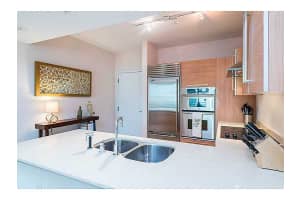 218 SE 14th St, Miami, FL 33131, Sold 09/18/15