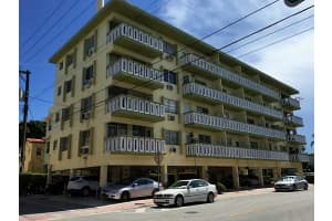 851 Meridian Ave # 25, Miami Beach, FL 33139, Sold 08/14/15