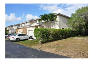 5831 Woodland Point Dr, Tamarac, FL 33319, Sold 07/29/15