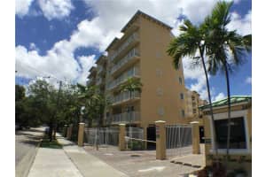 2475 NW 16th St Rd, Miami, FL 33125, Sold 12/02/15