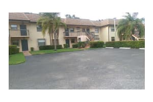 10425 NW 11th St, Pembroke Pines, FL 33026, Sold 09/29/15