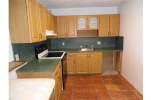 2500 NE 135th St C301, North Miami, FL 33181, Sold 09/30/15