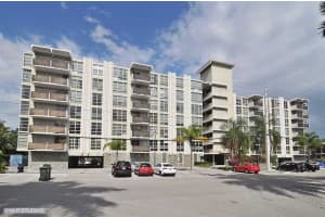 9800 W Bay Harbor Dr, Bay Harbor Islands, FL 33154, Sold 09/16/15