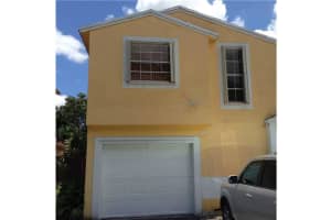 18922 NW 63rd Ct, Hialeah, FL 33015, Sold 11/04/15