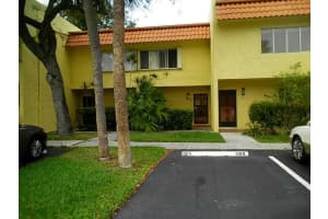 896 SW 9th St Cir, Boca Raton, FL 33486, Sold 09/17/15