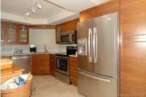 3111 N Ocean Dr, Hollywood, FL 33019, Sold 04/07/16
